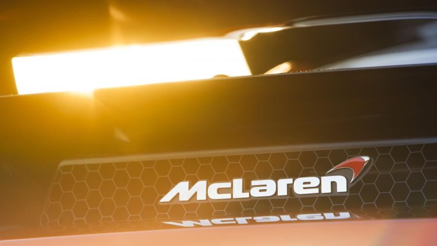 Детали экстерьера McLaren 720S Coupe 2017 года  (WW) (фото 115 из 160)